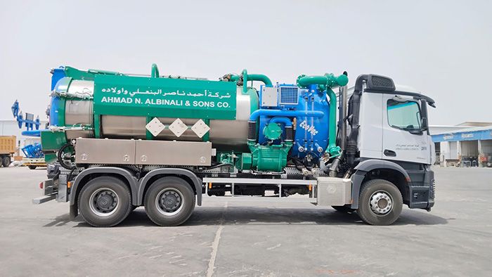 Major delivery to Ahmad N. Al Binali Sons! 🚨🚛